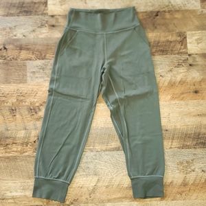 Lululemon Align Jogger Crop, sz 4